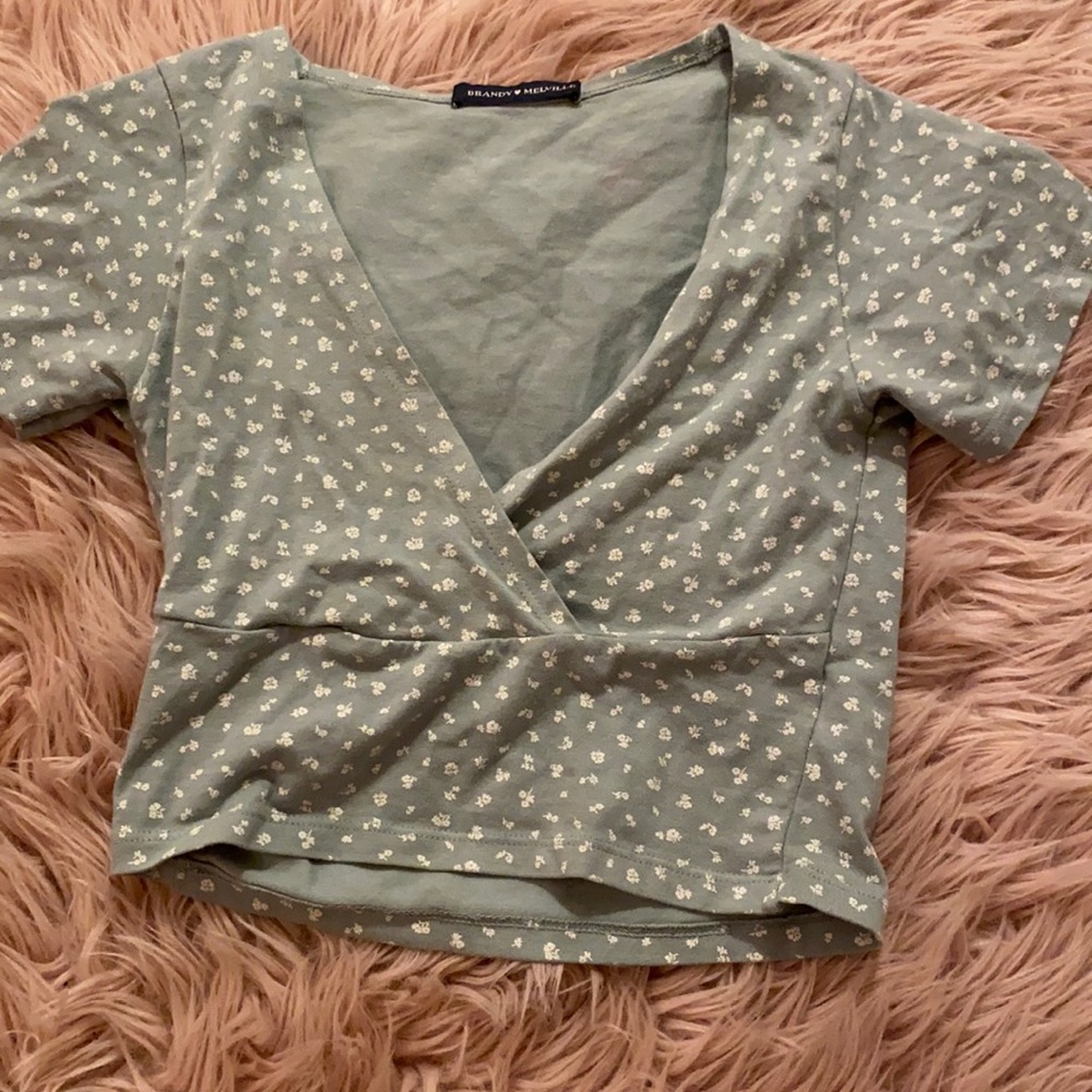 Trendy Brandy Melville crop top!